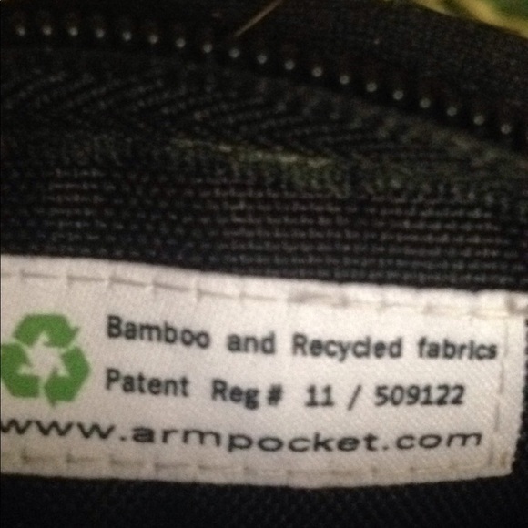 Armpocket - Picture 4 of 7